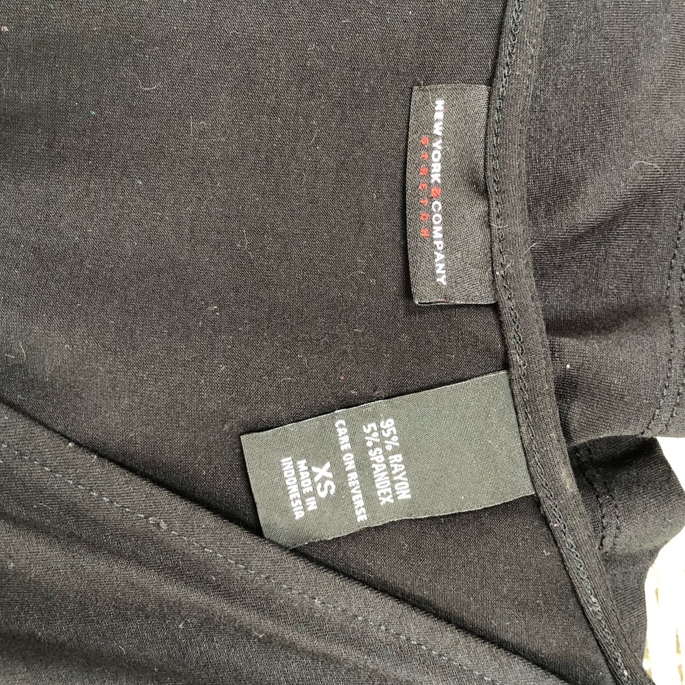 New York & Company Black tank top - Picture 5 of 5